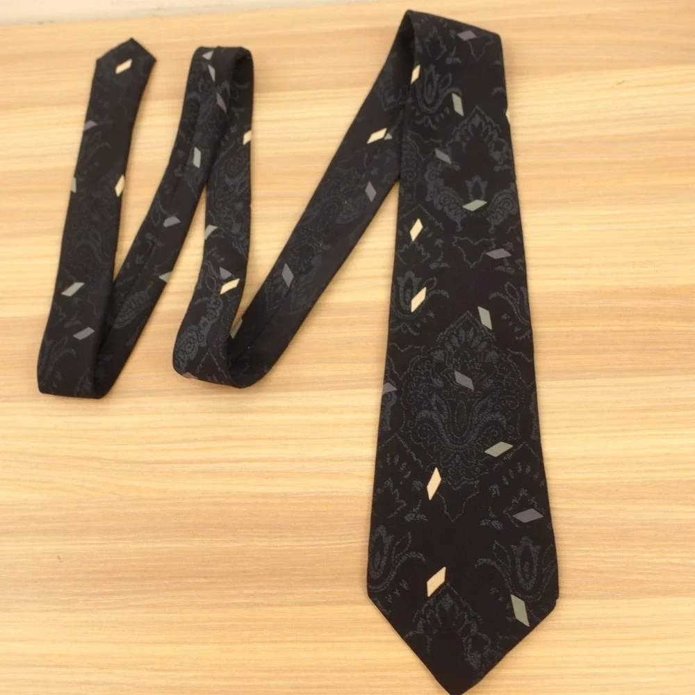 Vintage GUY LAROCHE Tie Mens Black Dark Boho Paisley Damask Italian Luxury